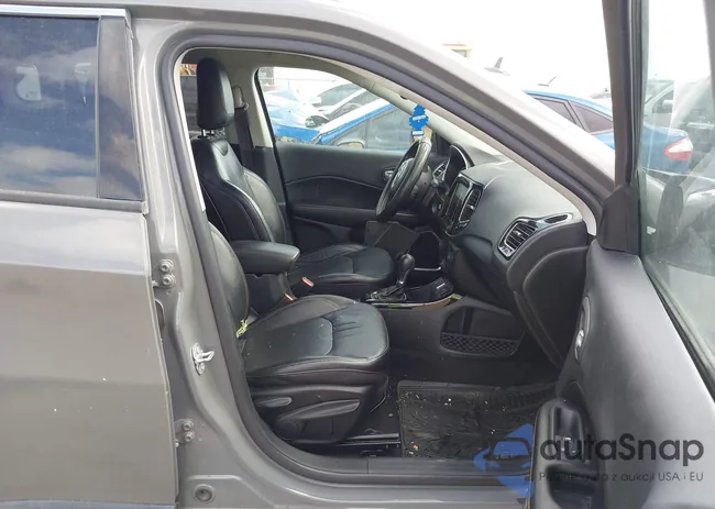 3C4NJCCB2MT559561: 44392278