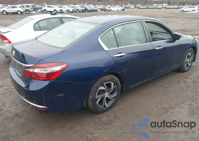 1HGCR2F34HA229126: 44392375