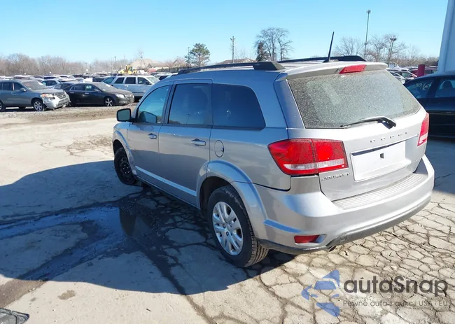 3C4PDCBG9JT522208: 44392438