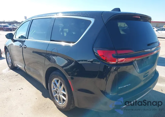 2C4RC1BG2TR201651: 44392439