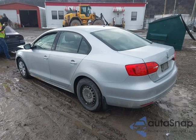 3VW2K7AJ1CM415703: 44391530