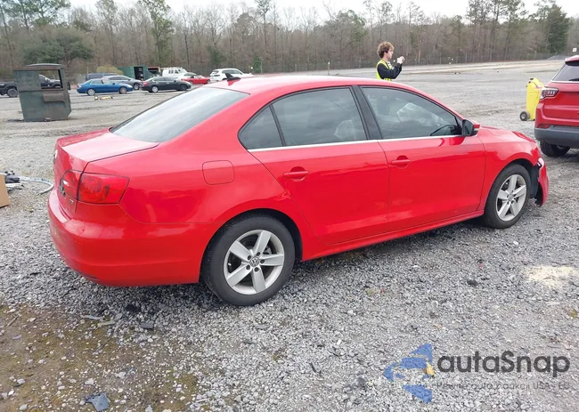 3VWLL7AJ2EM380819: 44391550