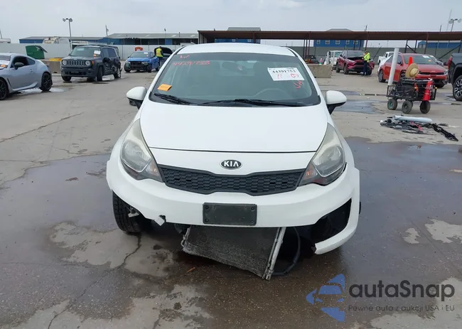 KNADM4A32G6595539: 44391753