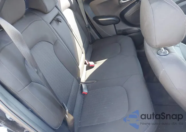 KM8JTCAF7FU967136: 44391774