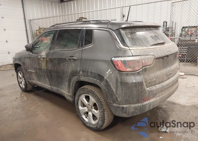 3C4NJDBB9JT355374: 44391815