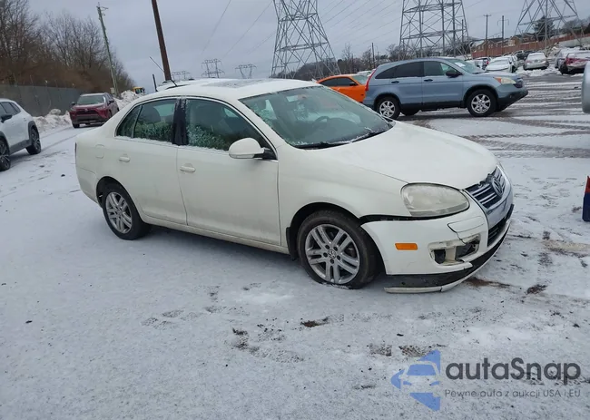 3VWEF71K67M071141: 44391836