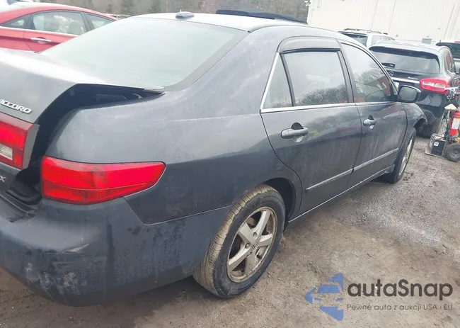 1HGCM56885A177488: 44392888