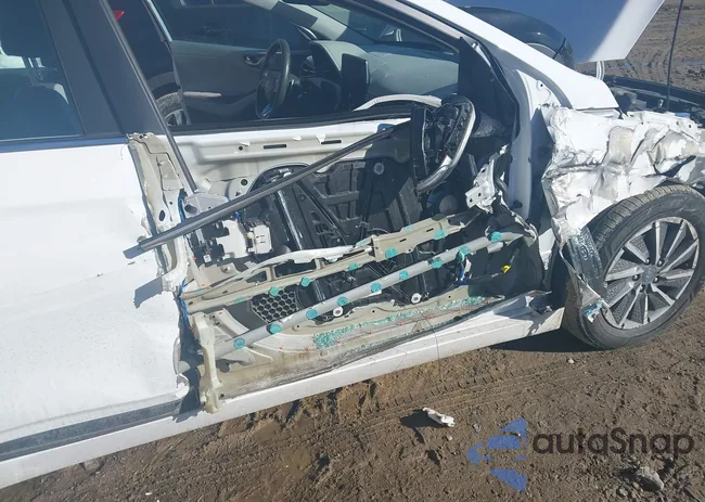 KMHC85LJ0LU071277: 44392890