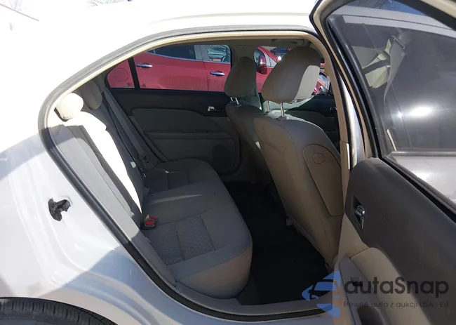 3FAHP0GAXAR411443: 44392892