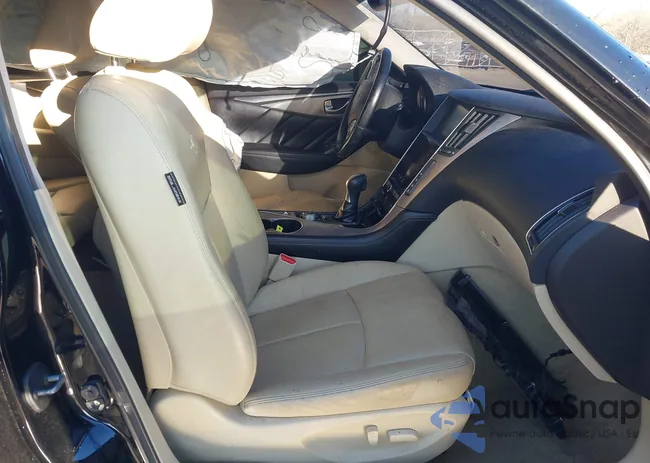 JN1BV7AP2EM689556: 44392913