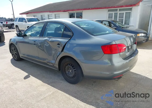 3VW2K7AJ8EM309512: 44392983