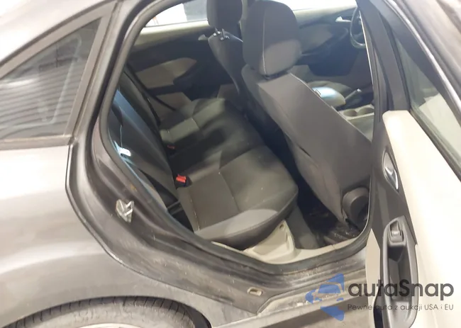 1FADP3F28DL375295: 44393039