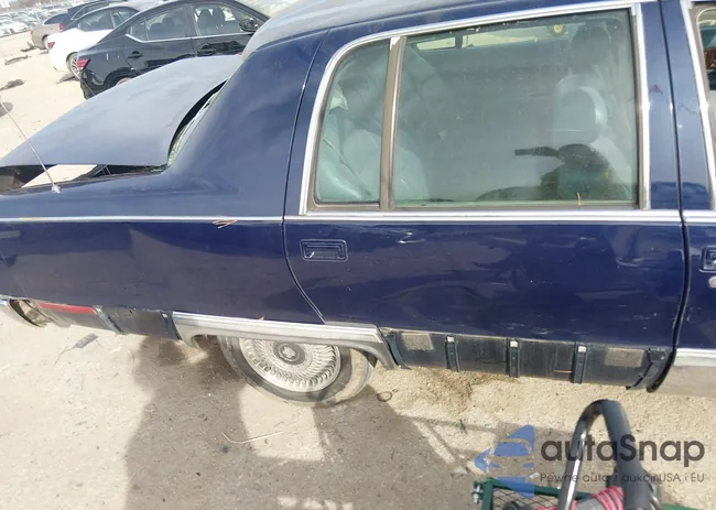 1G6DW52P9SR709471: 44393055