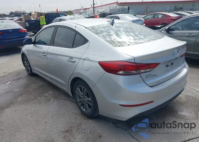 5NPD84LF6HH197823: 44393060