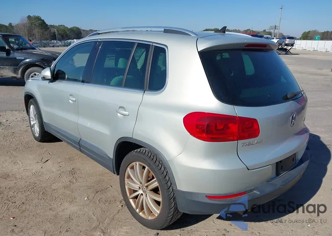 WVGAV7AXXCW530094: 44393083