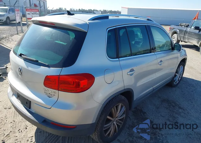 WVGAV7AXXCW530094: 44393083