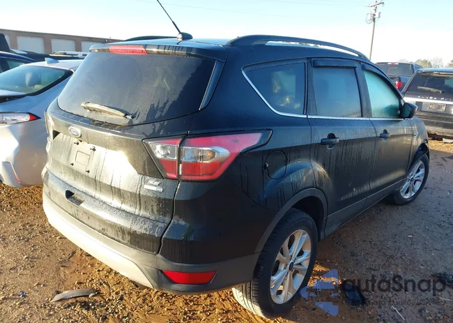 1FMCU9GDXJUA11768: 44393103