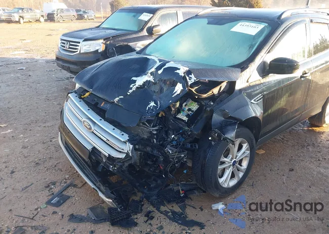 1FMCU9GDXJUA11768: 44393103