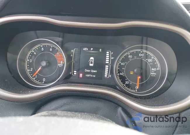 1C4PJMCS5HW552411: 44393213