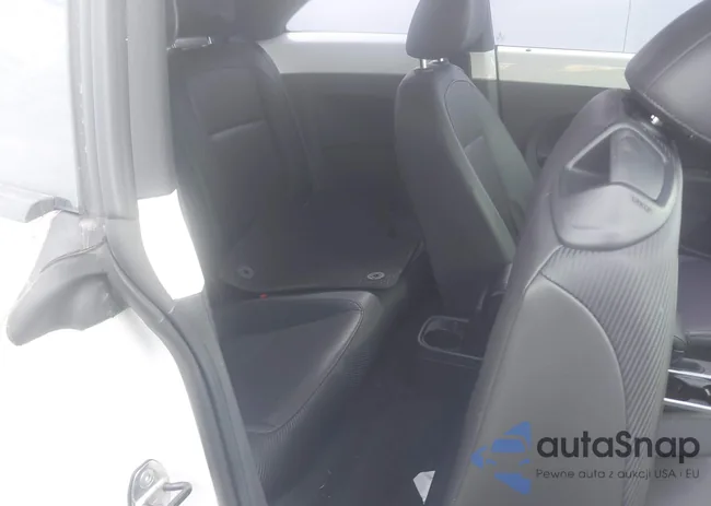 3VWJX7AT1CM631050: 44393216