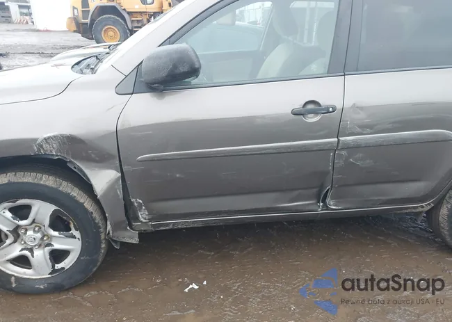 2T3BF4DV2BW153627: 44392471