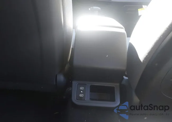 3KPFU4DE3SE177745: 44392479