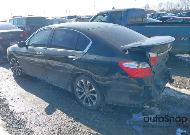 1HGCR2F58FA271748: 44392597