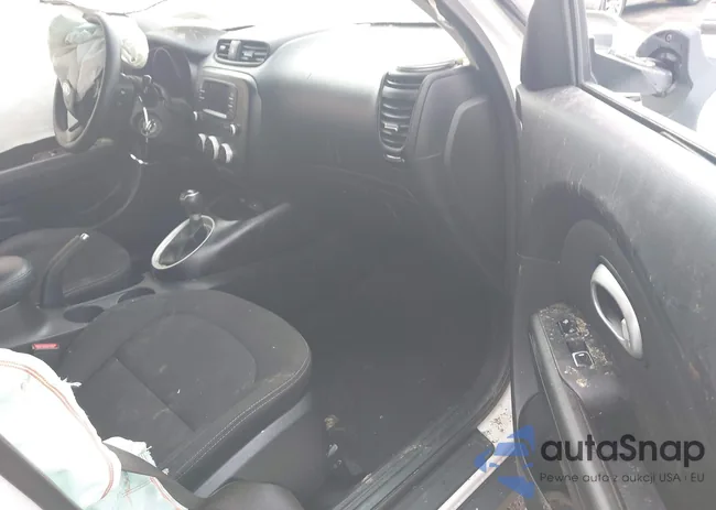 KNDJN2A21J7524588: 44392670