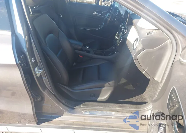 WDCTG4GB6FJ076441: 44392697