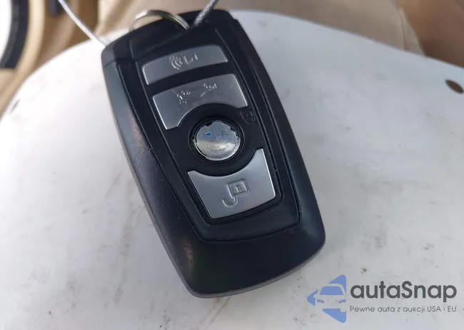 WBAXG5C57CDX05385: 44392722