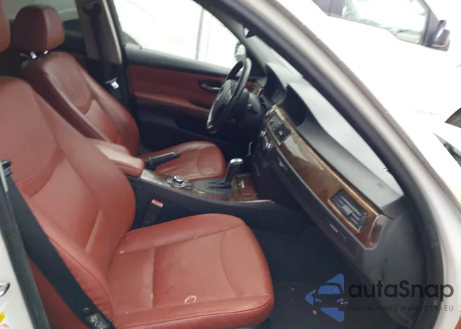 WBAPM77509NL86882: 44392760