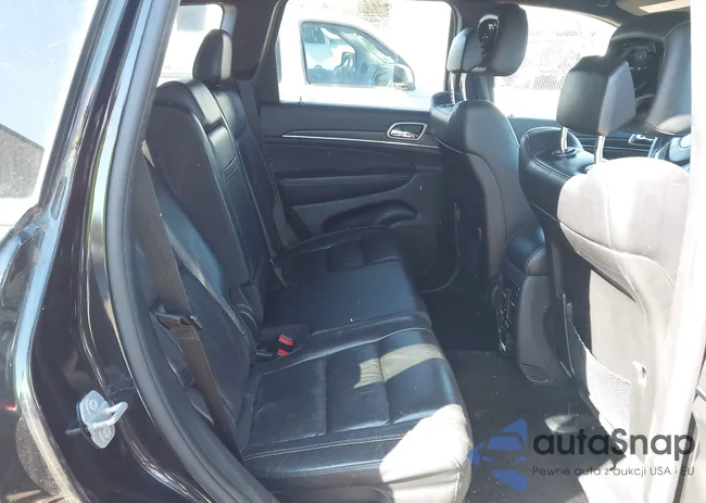 1C4RJFBG8FC697197: 44393883