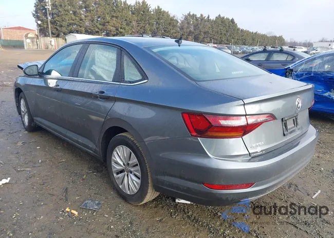 3VWC57BU8KM018394: 44394082