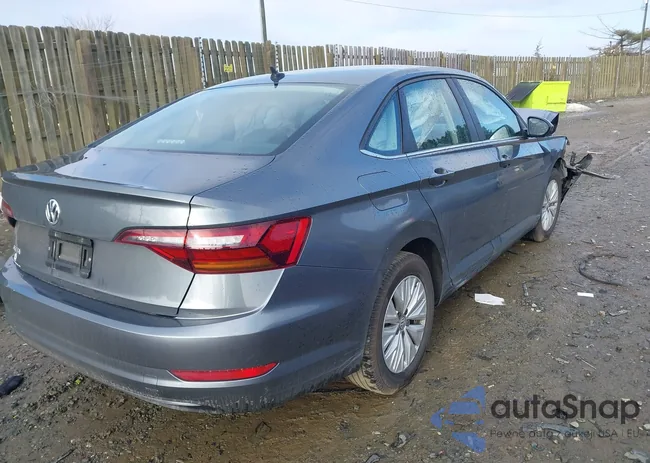 3VWC57BU8KM018394: 44394082