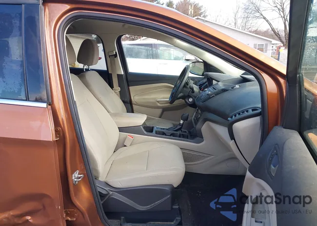 1FMCU0GD4HUA11657: 44394105