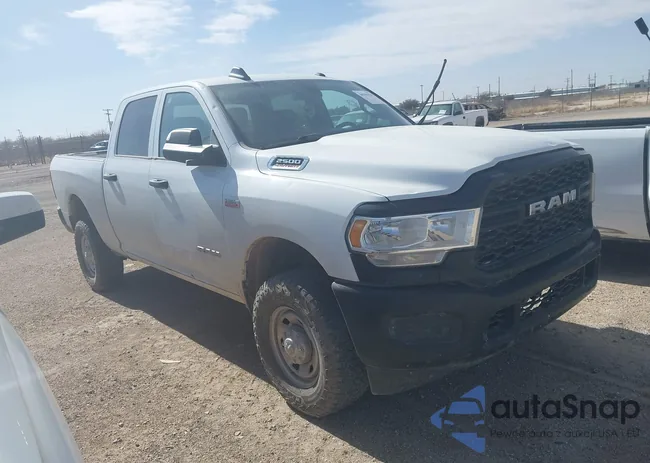 3C6UR5CJ8NG202572: 44394230