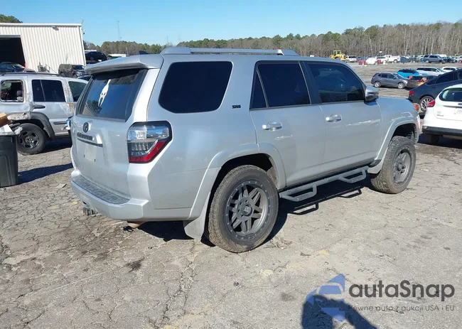 JTEBU5JR2G5350763: 44394231