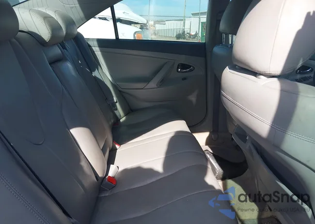 4T1BF3EK9AU095585: 44394313