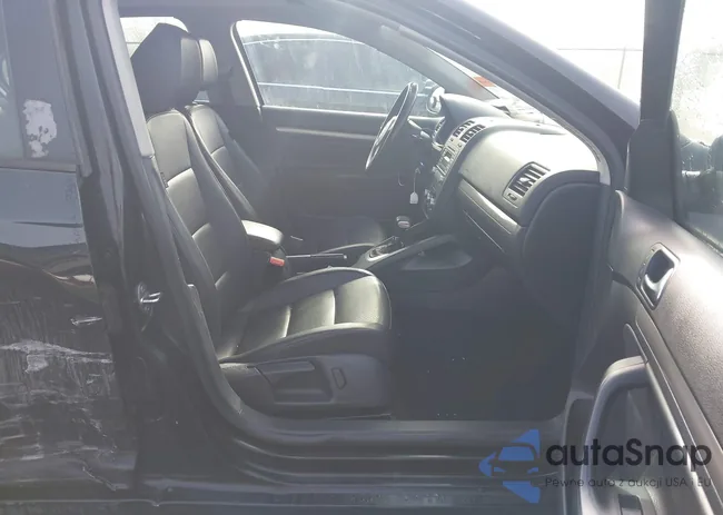 3VWAX7AJ6AM131672: 44394329