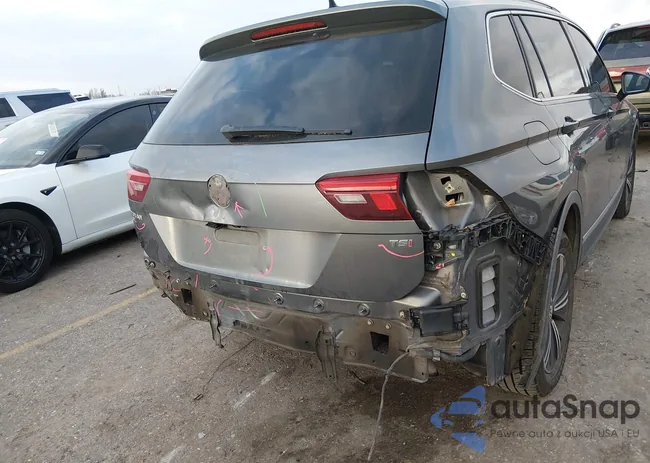 3VV3B7AX1JM014579: 44394345