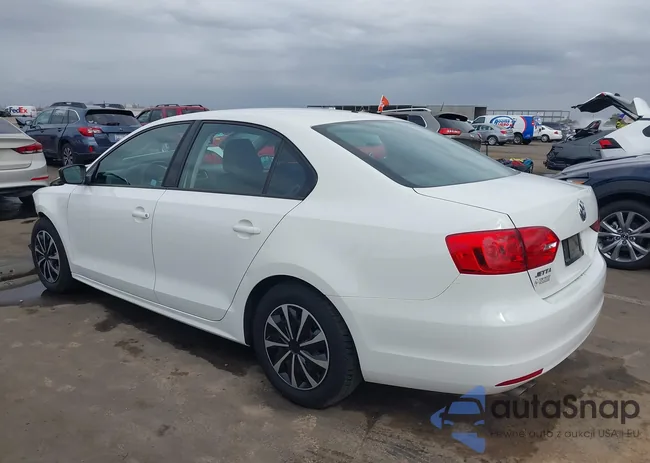 3VW2K7AJ5EM227396: 44394367