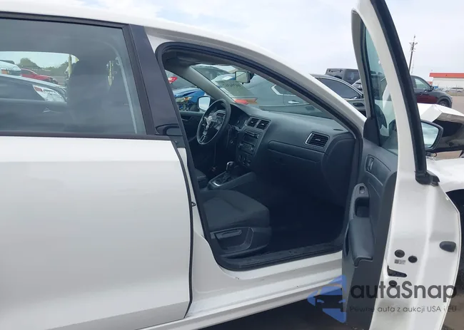 3VW2K7AJ5EM227396: 44394367