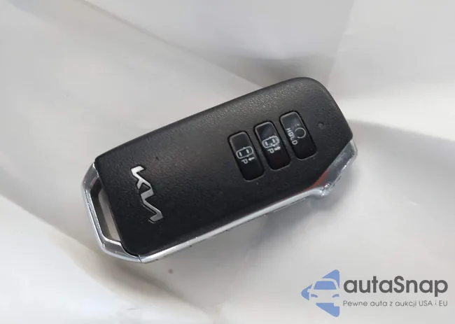 KNDC3DLC5N5075708: 44394382