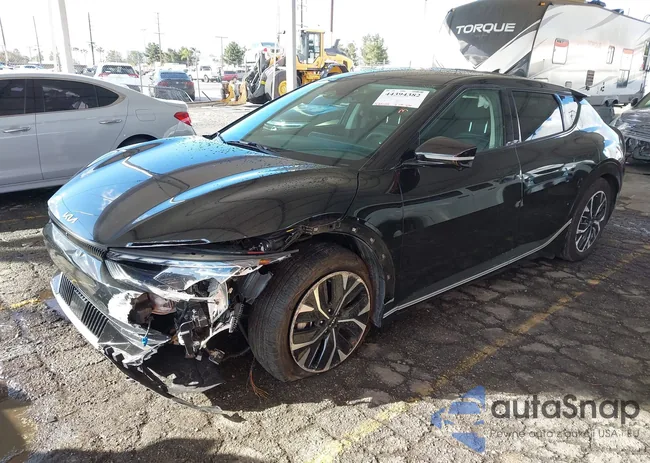 KNDC3DLC5N5075708: 44394382