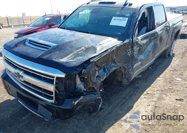 1GC1KUEY5KF275075: 44394439