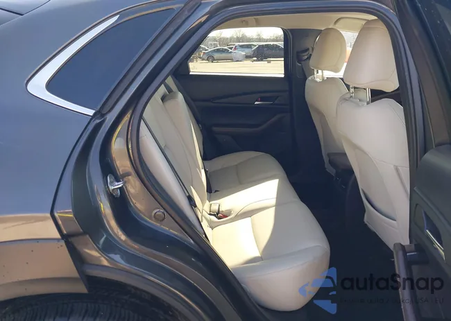 3MVDMBDM5MM224946: 44394444