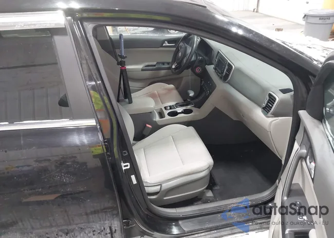 KNDPMCAC2H7289592: 44393456