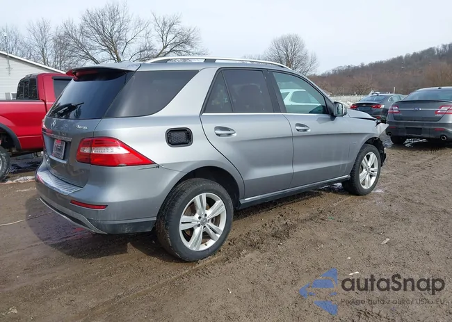 4JGDA5HB0CA035018: 44393637