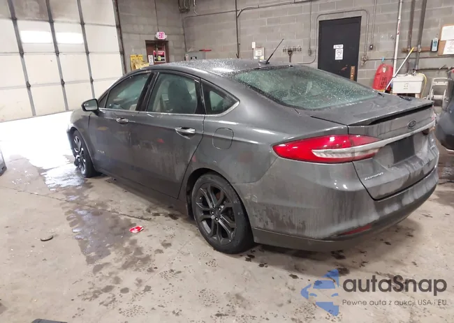 3FA6P0LU0JR155451: 44393757