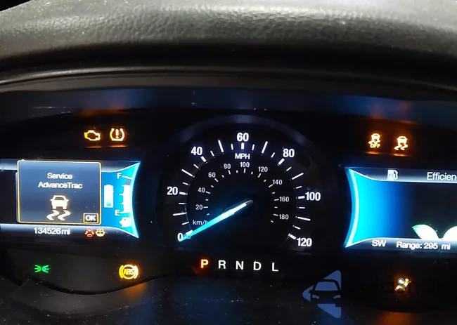 3FA6P0LU0JR155451: 44393757